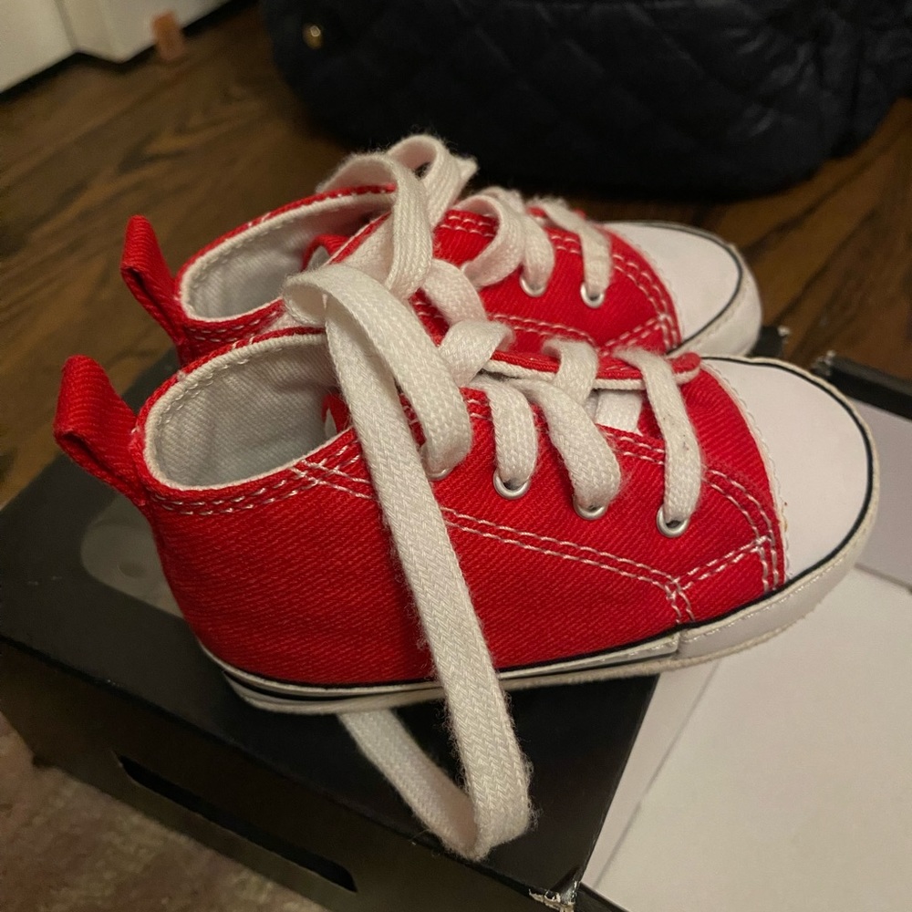 Converse Baby First Star High Top Sneaker size 3